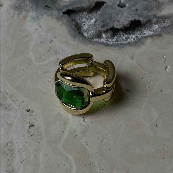 Julia Vaughan blogger ring - Picture 3 of 5